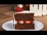 Bolo de chocolate com morango e creme de avelã